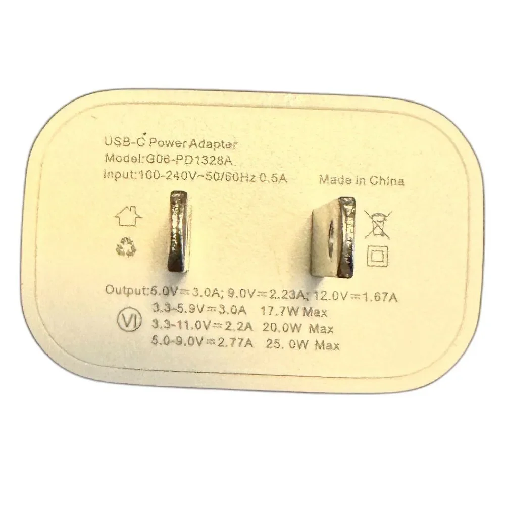 5/$25 USB-C to Lightning 2-Pack Cord & Socket Plug Bundle NWT NIP